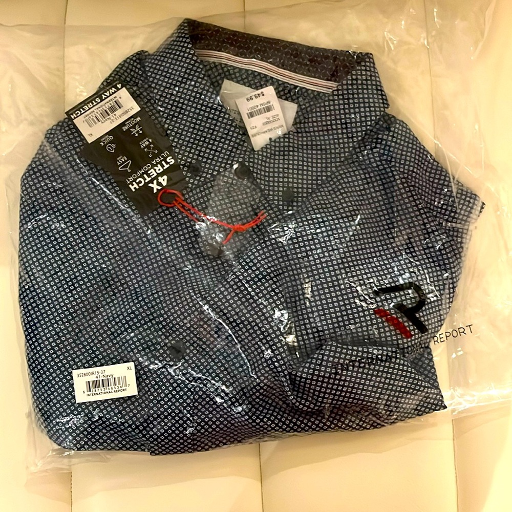 International Report 4way Stretch Long Sleeve Button Down Printed Shirt NWT